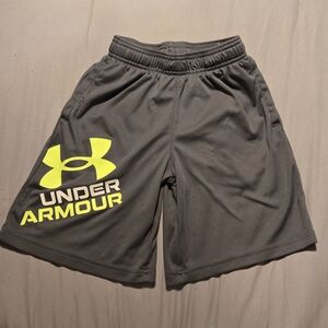Under Armour Men's Gray Shorts